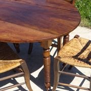 Ancienne table console en noyer, pieds en cuillère de miel