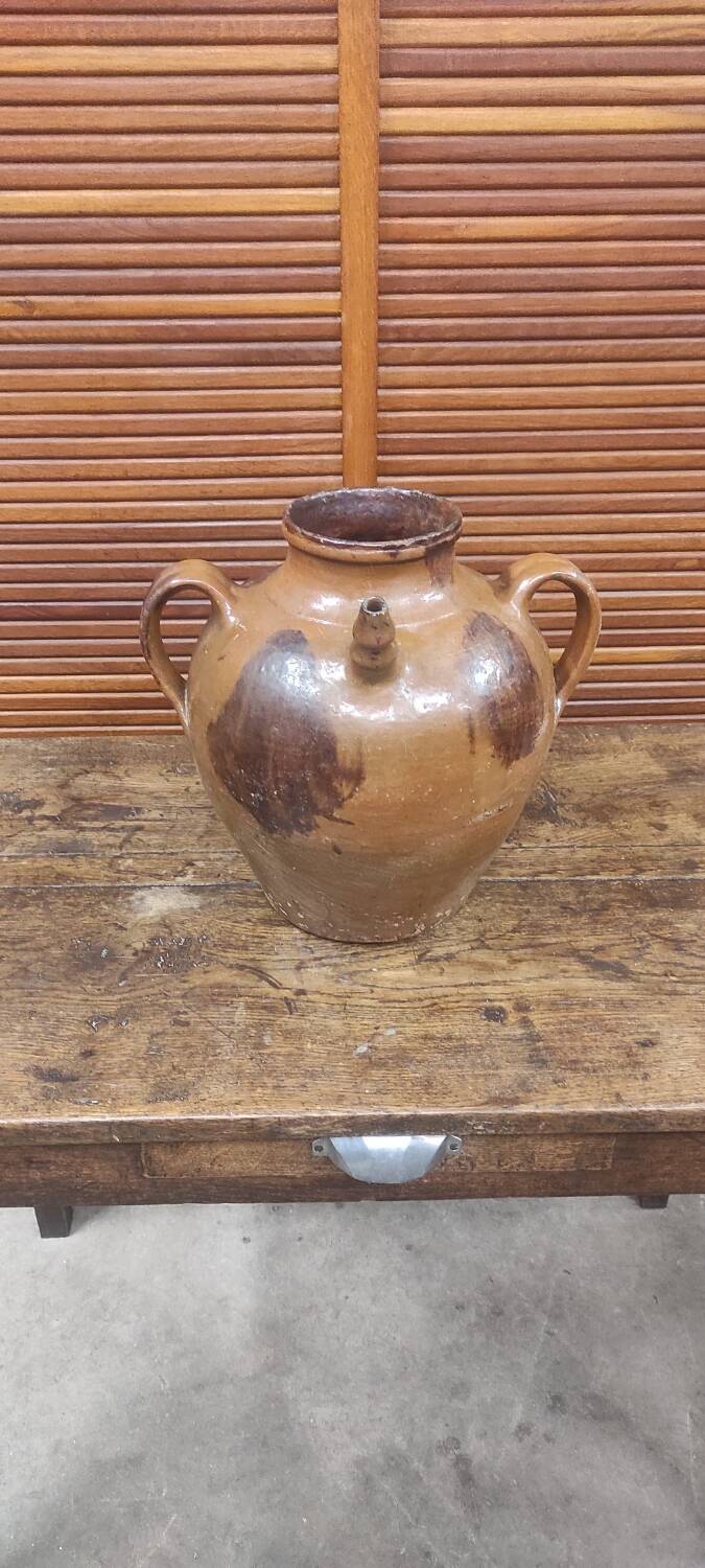 Buire jar vase jug Auvergne in old terracotta