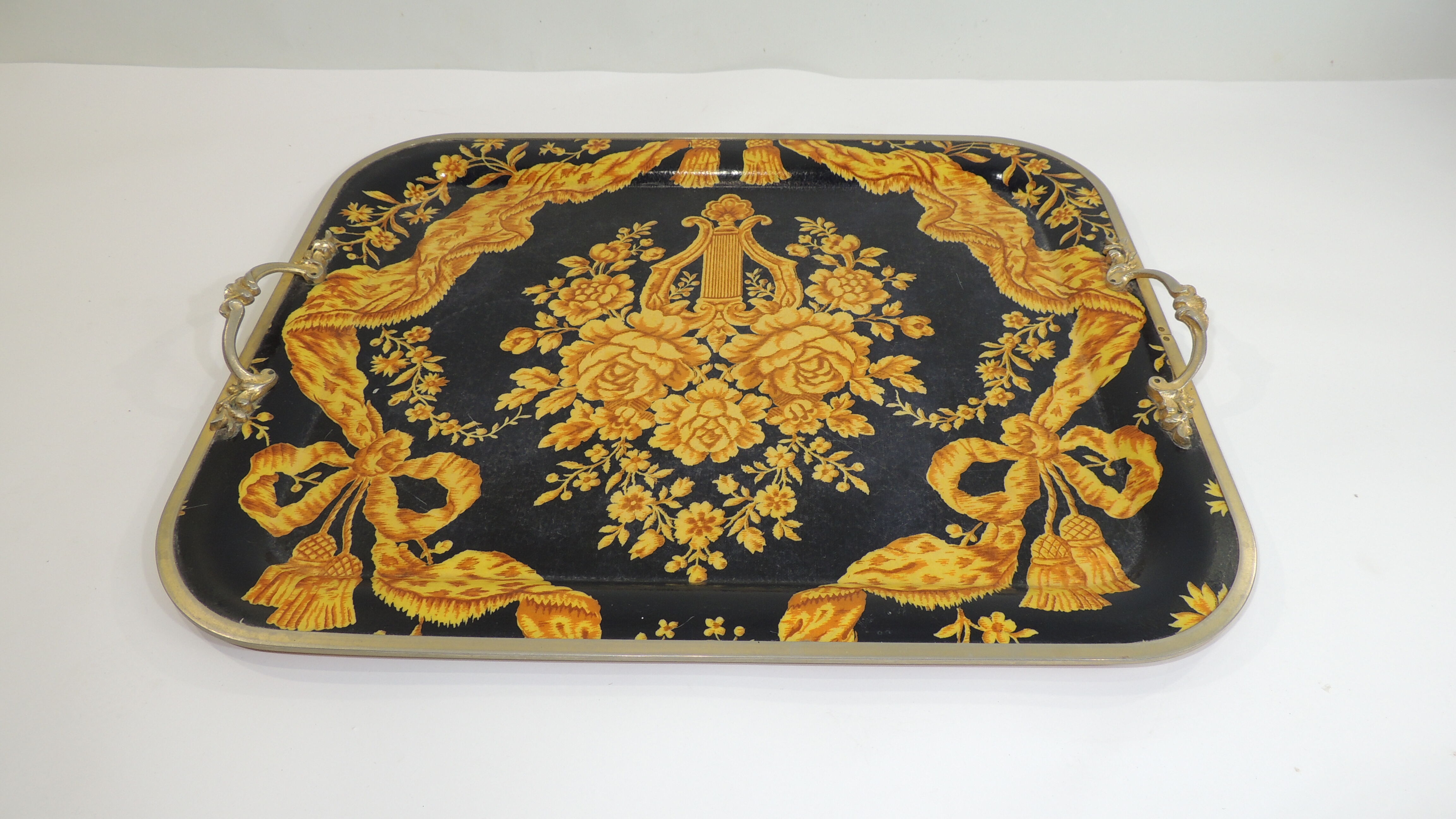 Plateau de service à thé style baroque