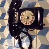 Vintage phone with Bakelite dial