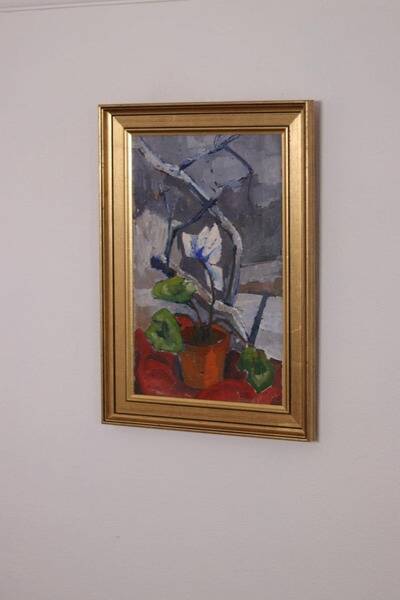 Original Swedish oil on canvas – “Winter Cyclamen” by Majken Bergvin (1922–2012) – 1965 – vintage & framed – 62 × 43 cm