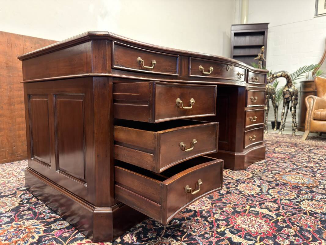 Classic English Chesterfield Partnerdesk Desk
