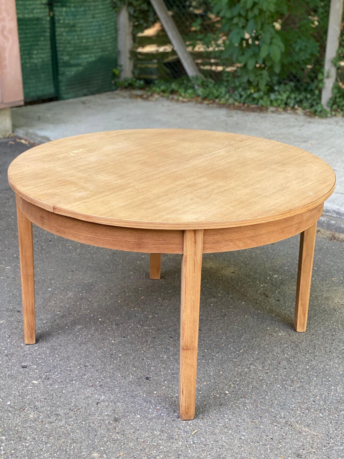 Scandinavian round extendable dining table renovated light oak 172cm