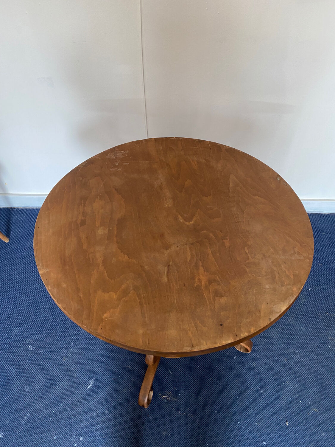 Vintage table and 4 chairs set