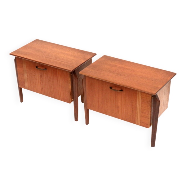 Deux tables de chevet vintage de Louis van Teeffelen pour Wébé des années 1960