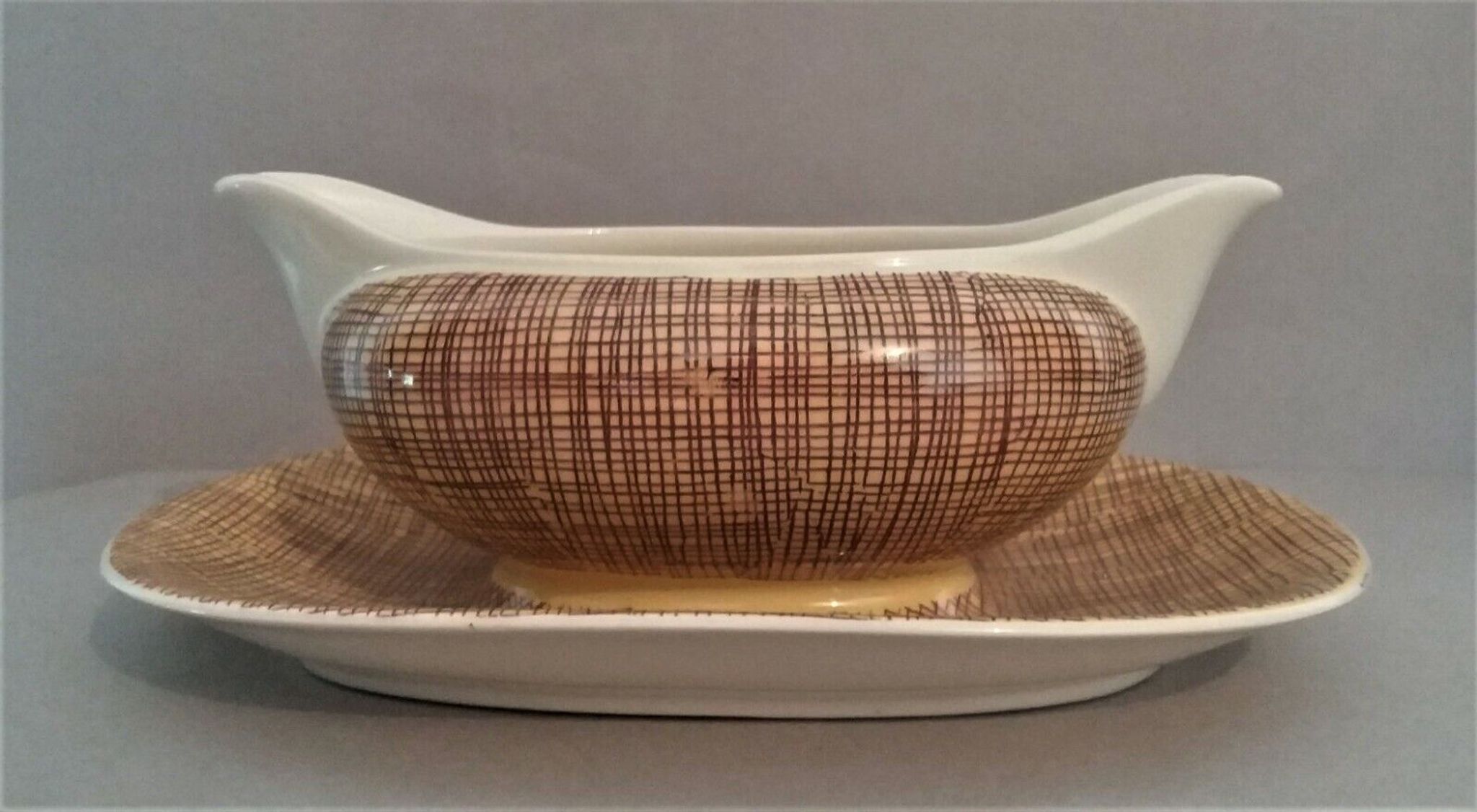 Villeroy and Boch earthenware saucière model Bern 60s