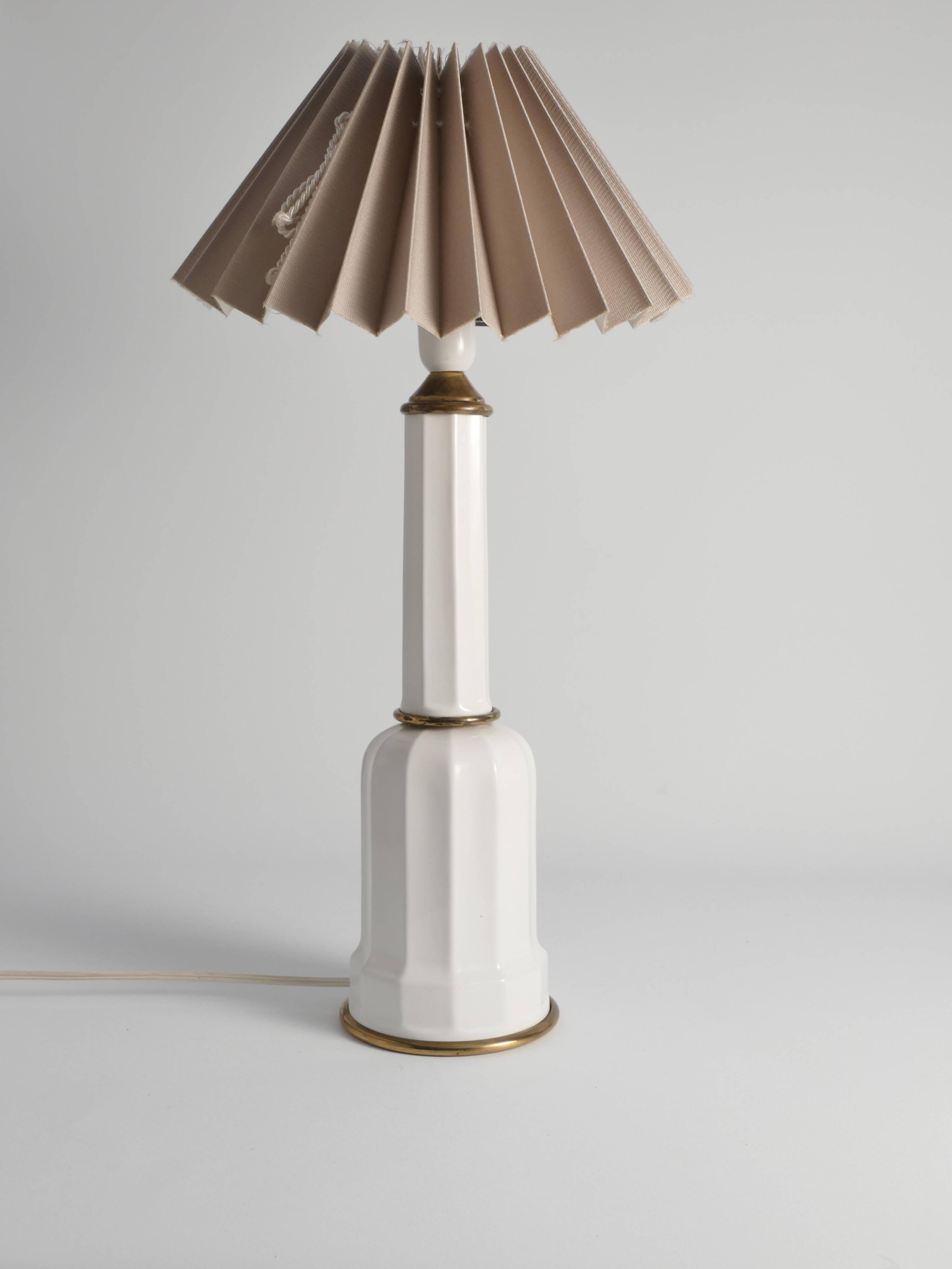 White Opaline Glass & Brass Heiberg Table Lamp, Denmark, Mid-19th century