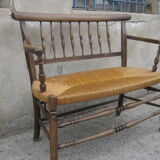 Vintage mulched wood bench