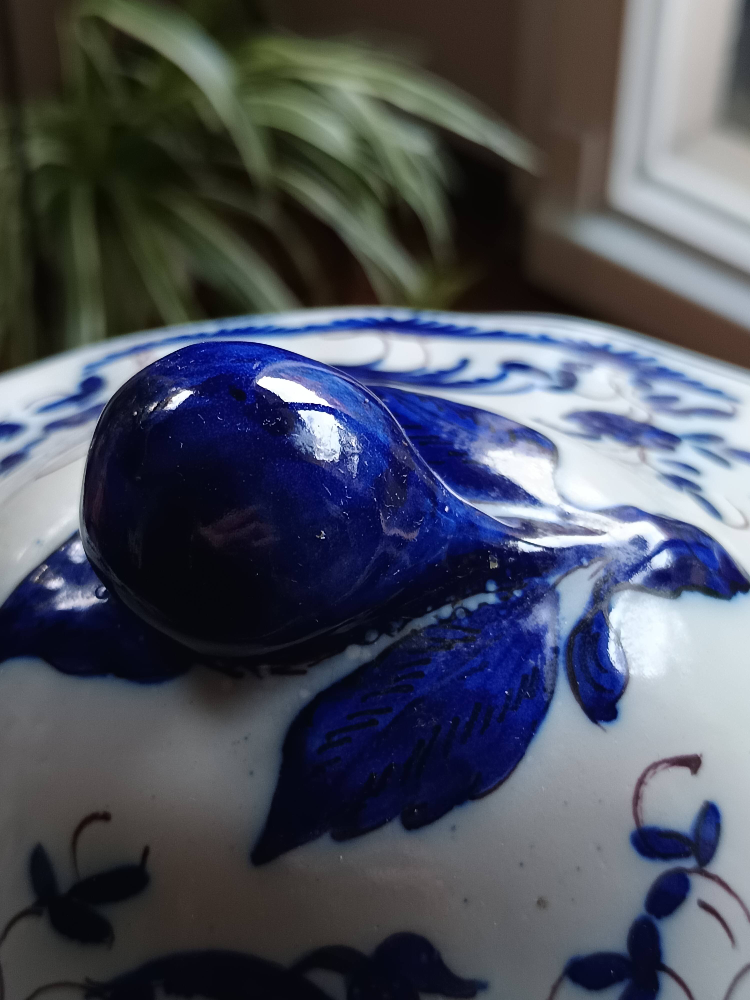 Antique earthenware vegetable dish from Matres Tolosane, attributed to Ribet and Bonnassies