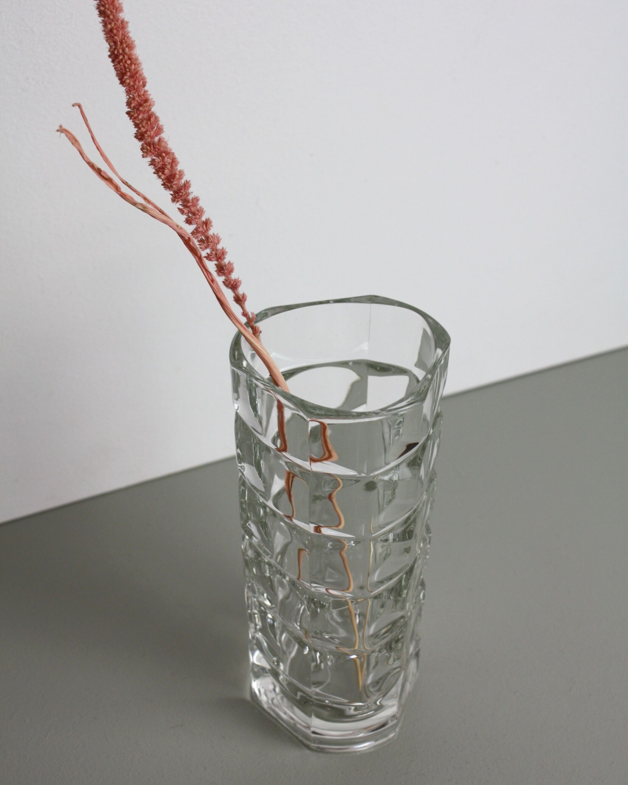 Vase Luminarc en verre transparent 70's