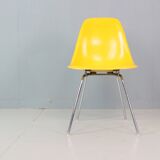 Charles & Ray Eames Set of 4 Yellow "La Fonda" Chairs for Herman Miller, 1960