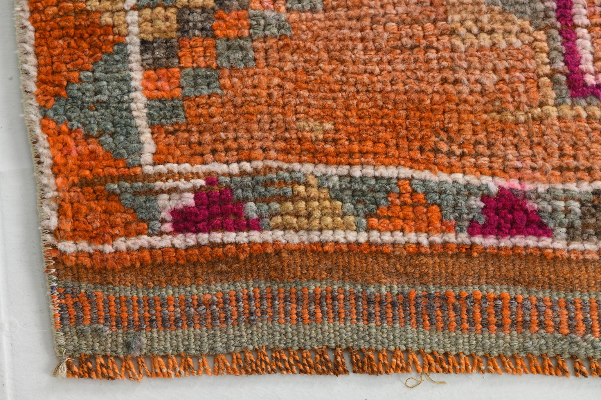 Tapis Kilim Vintage Orange et Rose, Motifs Géométriques, 77x326 Cm