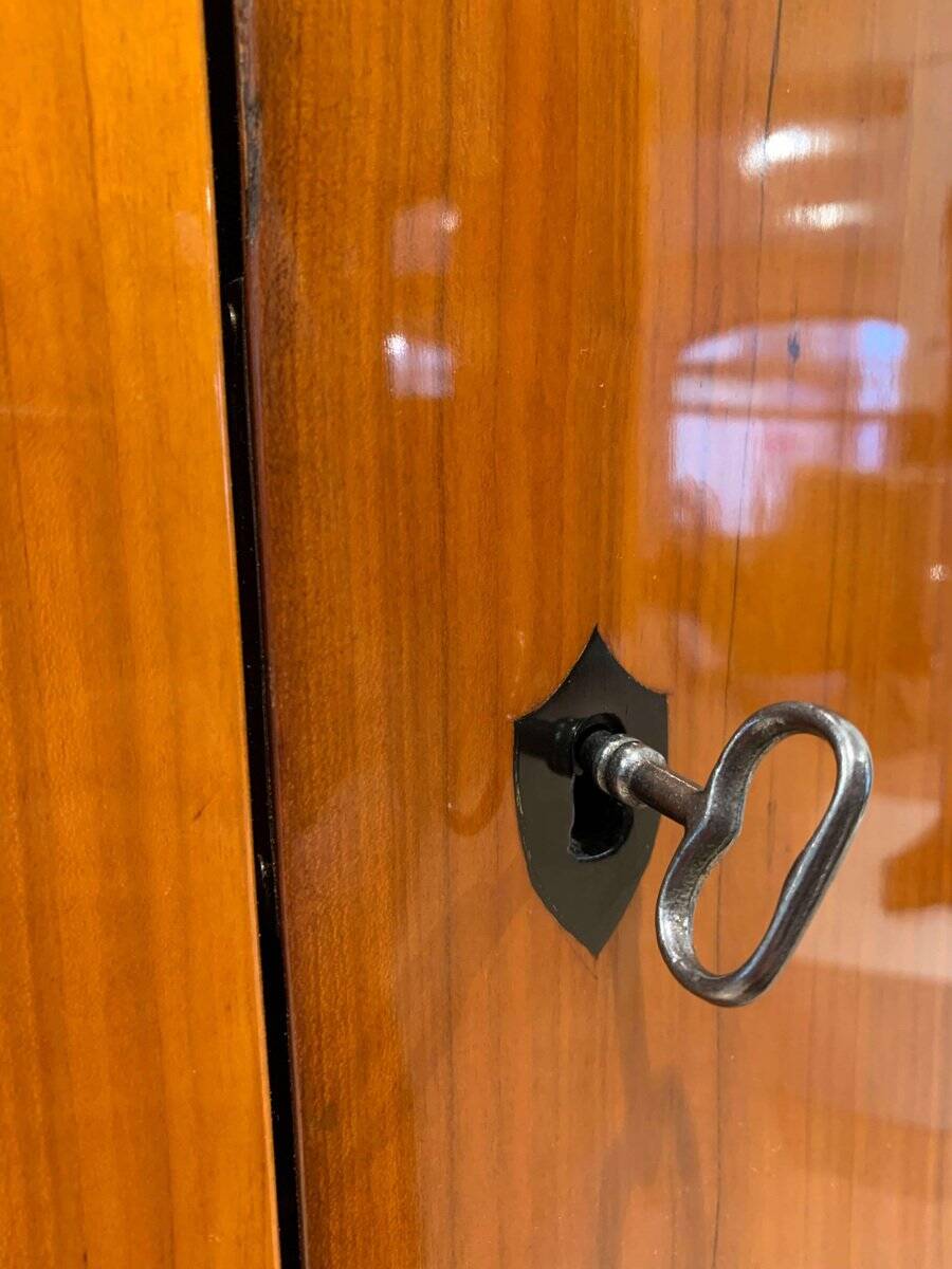 Biedermeier Corner Cabinet, Cherry Veneer, Ebony Inlay, South Germany circa 1820