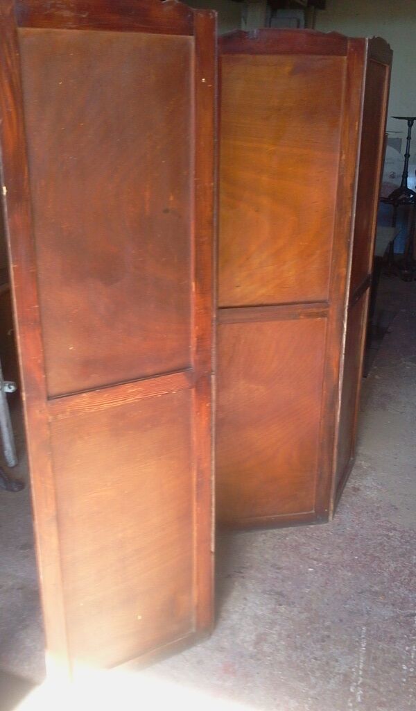 Screen has 4 leaves swing era 1940