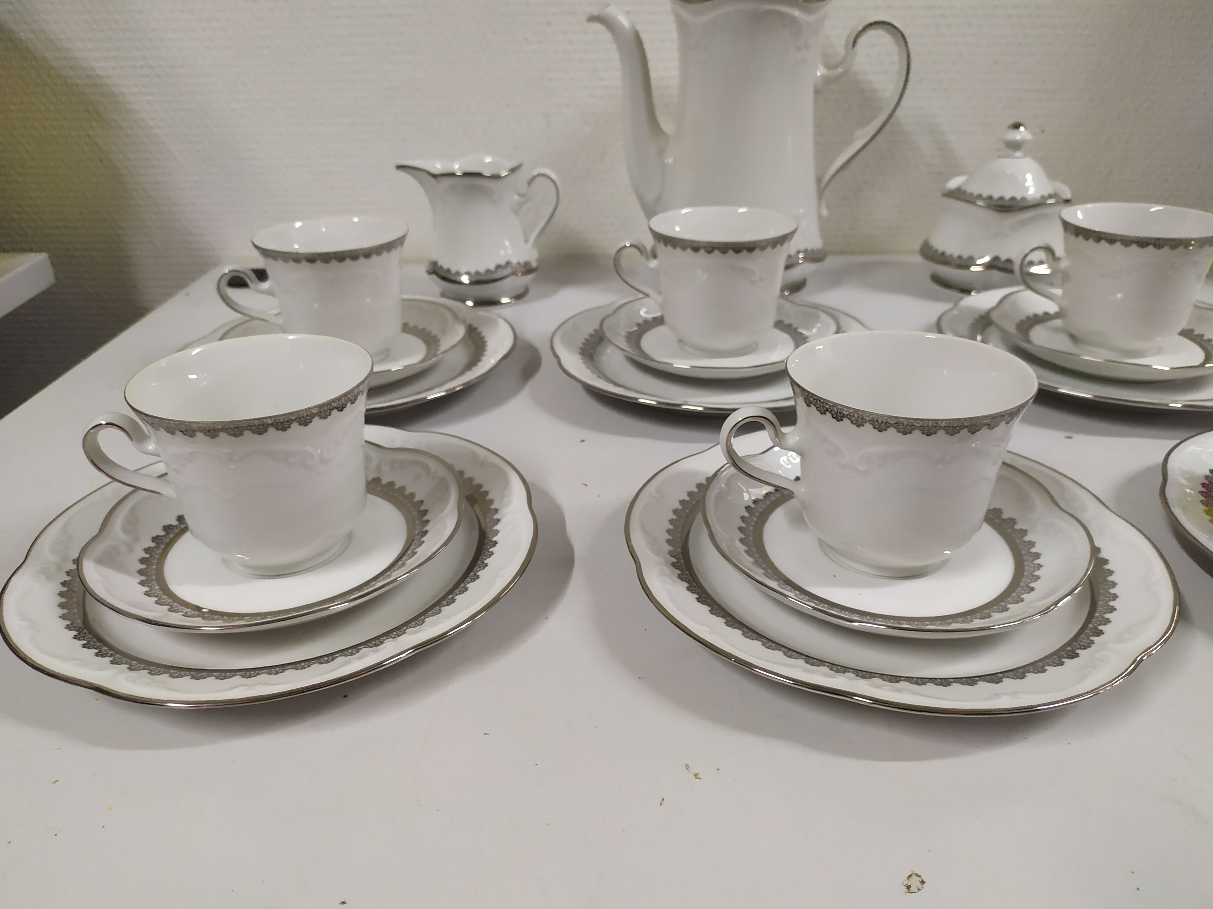 Coffee service for 6 people bavaria white and silver cup plate coffee maker milk pot sugar