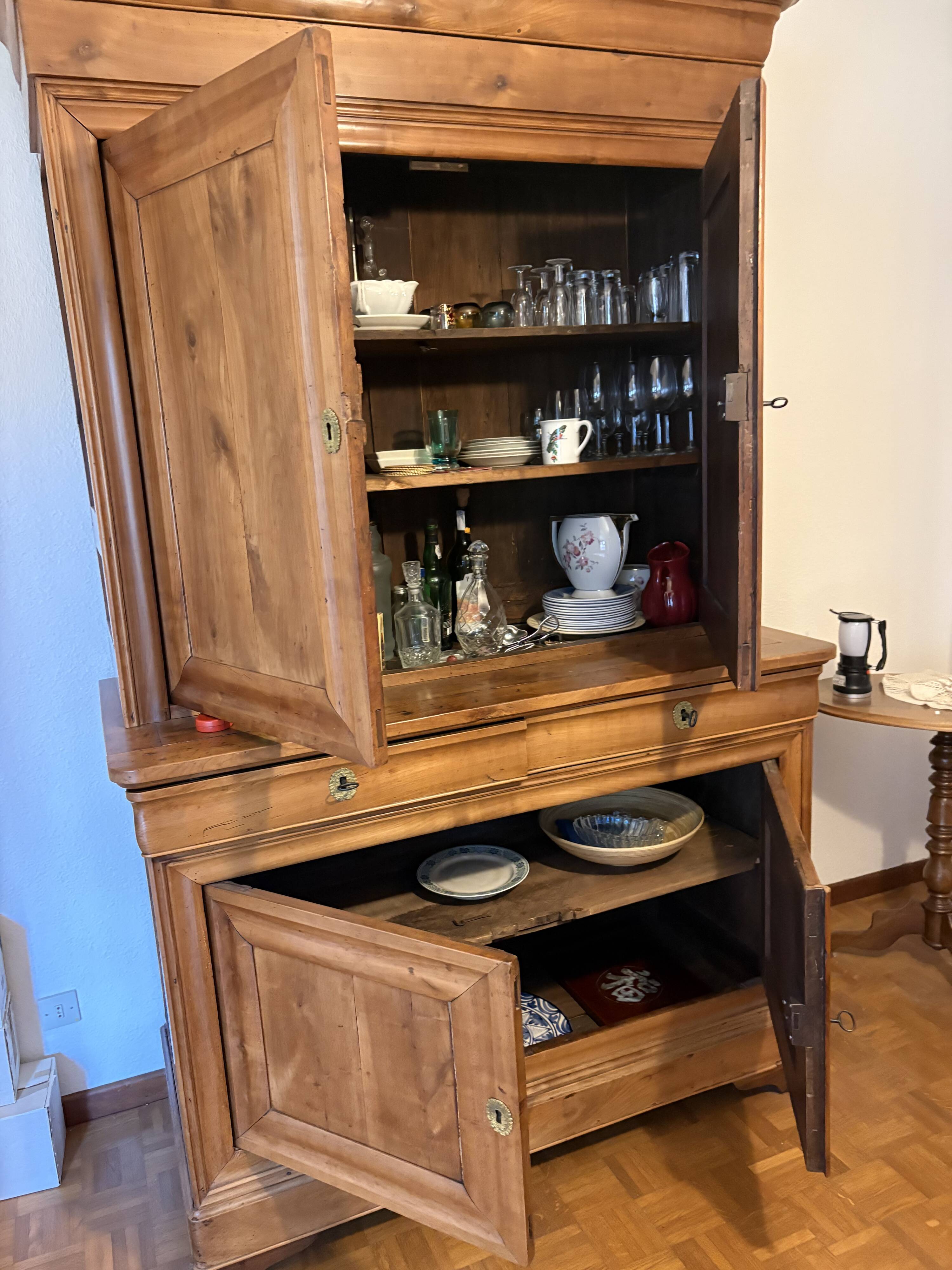 Buffet 2 corps, ancien, bois de fruitier