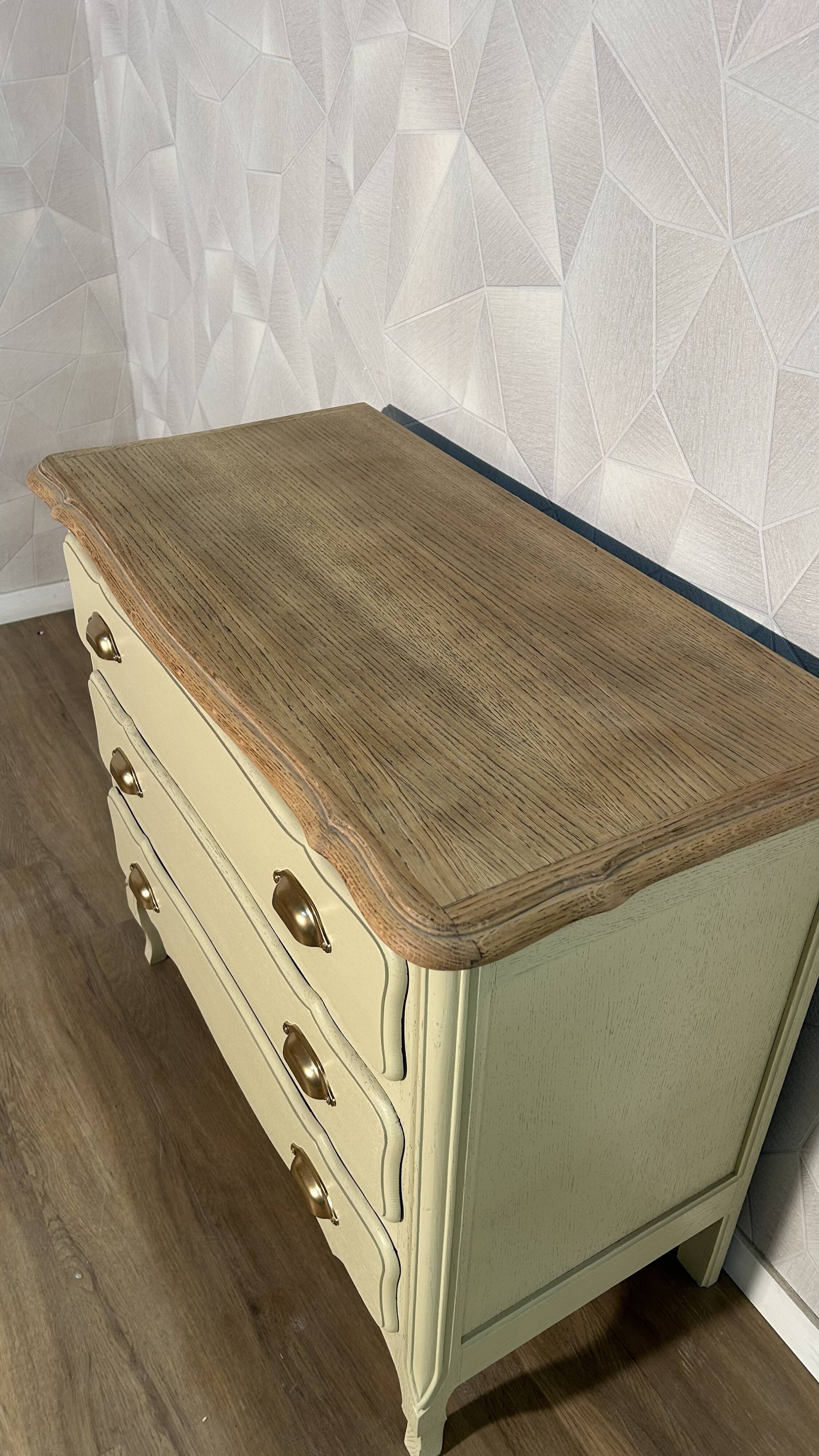 Old chest of drawers refurbished in beige cream