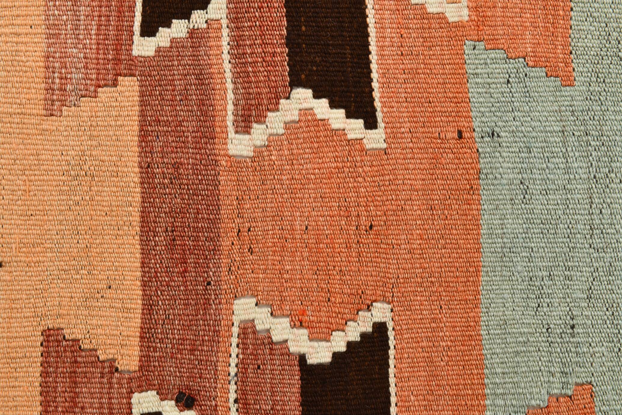 Vintage Kilim Rug, Geometric Zigzag Pattern in Earthy & Pastel Tones