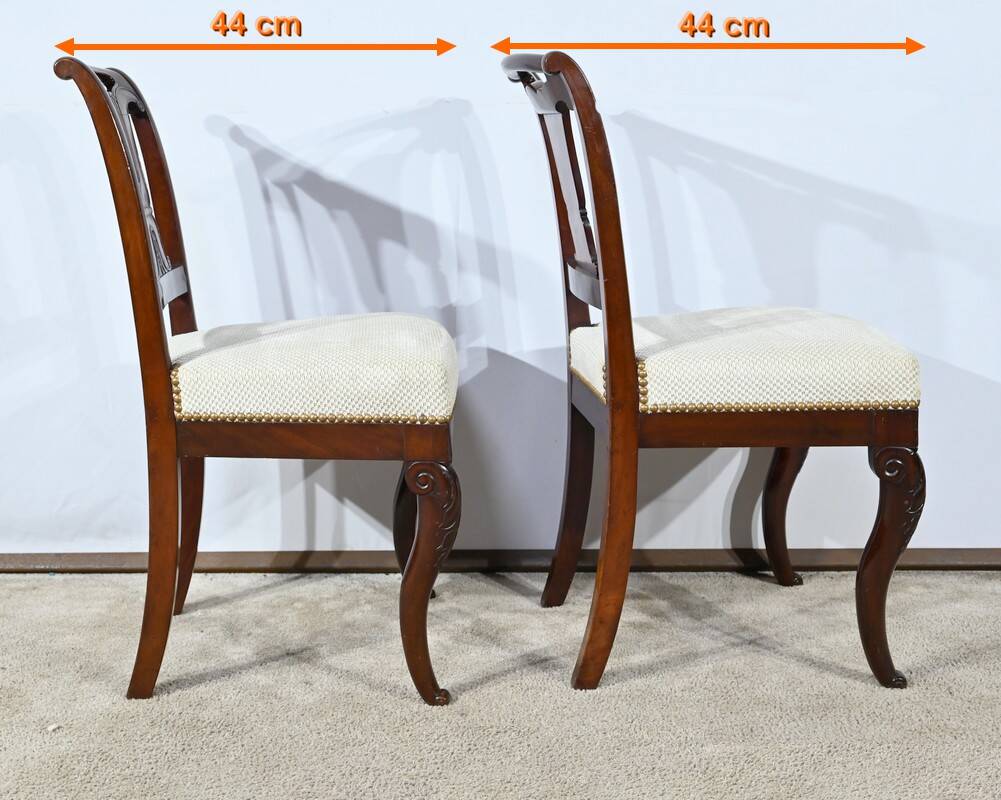 Suite of 5 Cuban Mahogany Chairs, Restoration Period – Early 19th Century