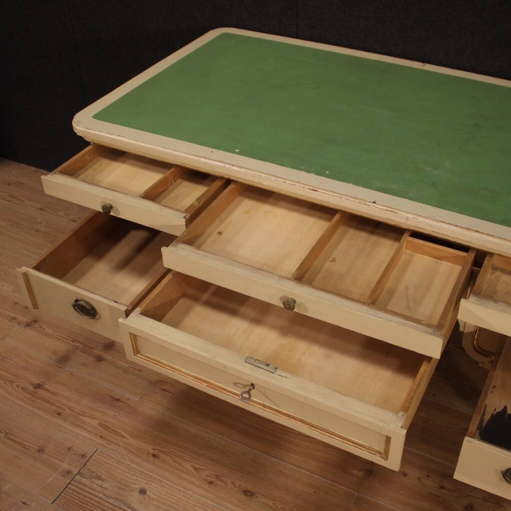 Lacquered and painted Italian desk from the 1930s