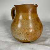 Light-turned sandstone pitcher