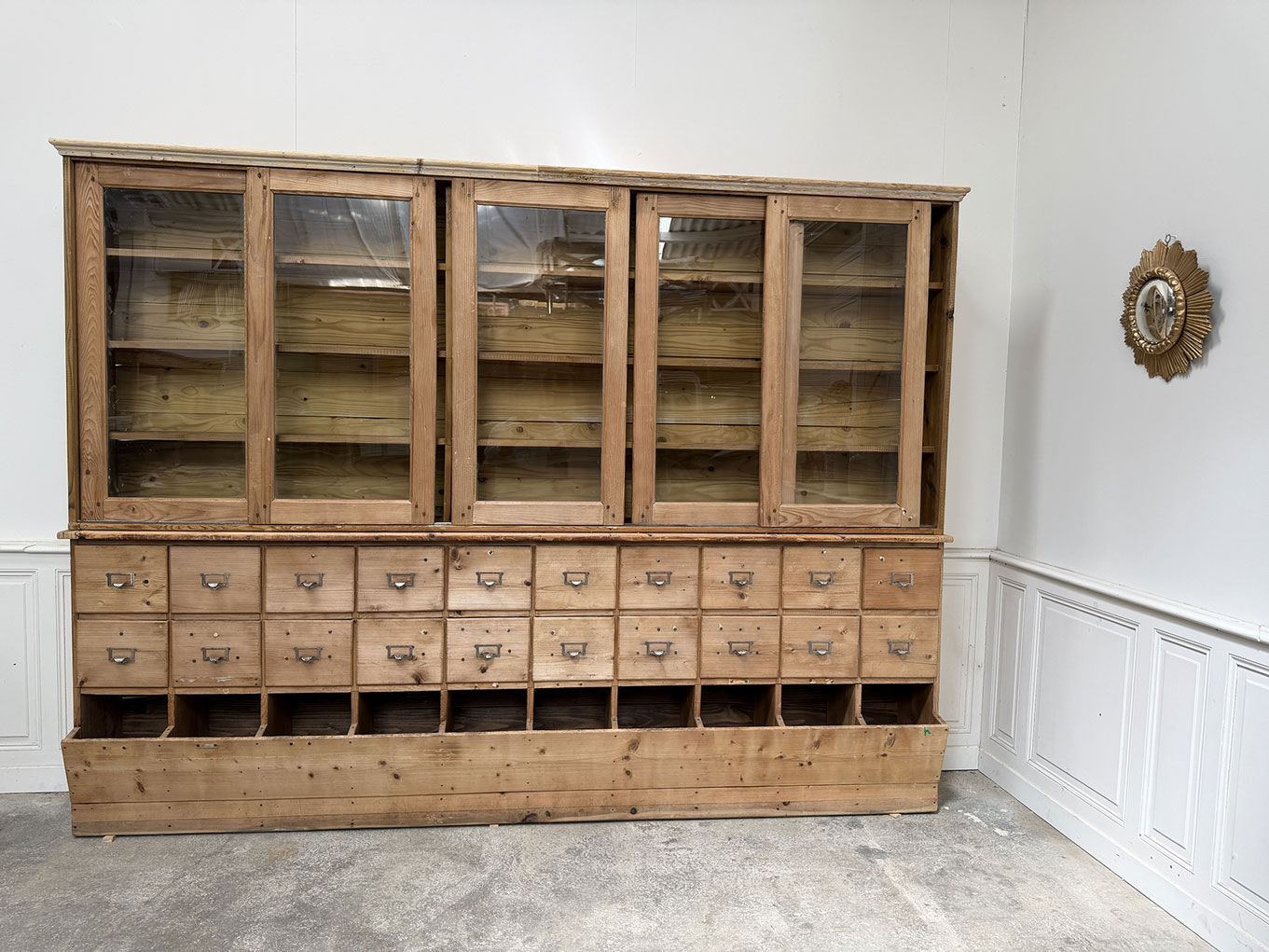 Showcase library workshop furniture 1940