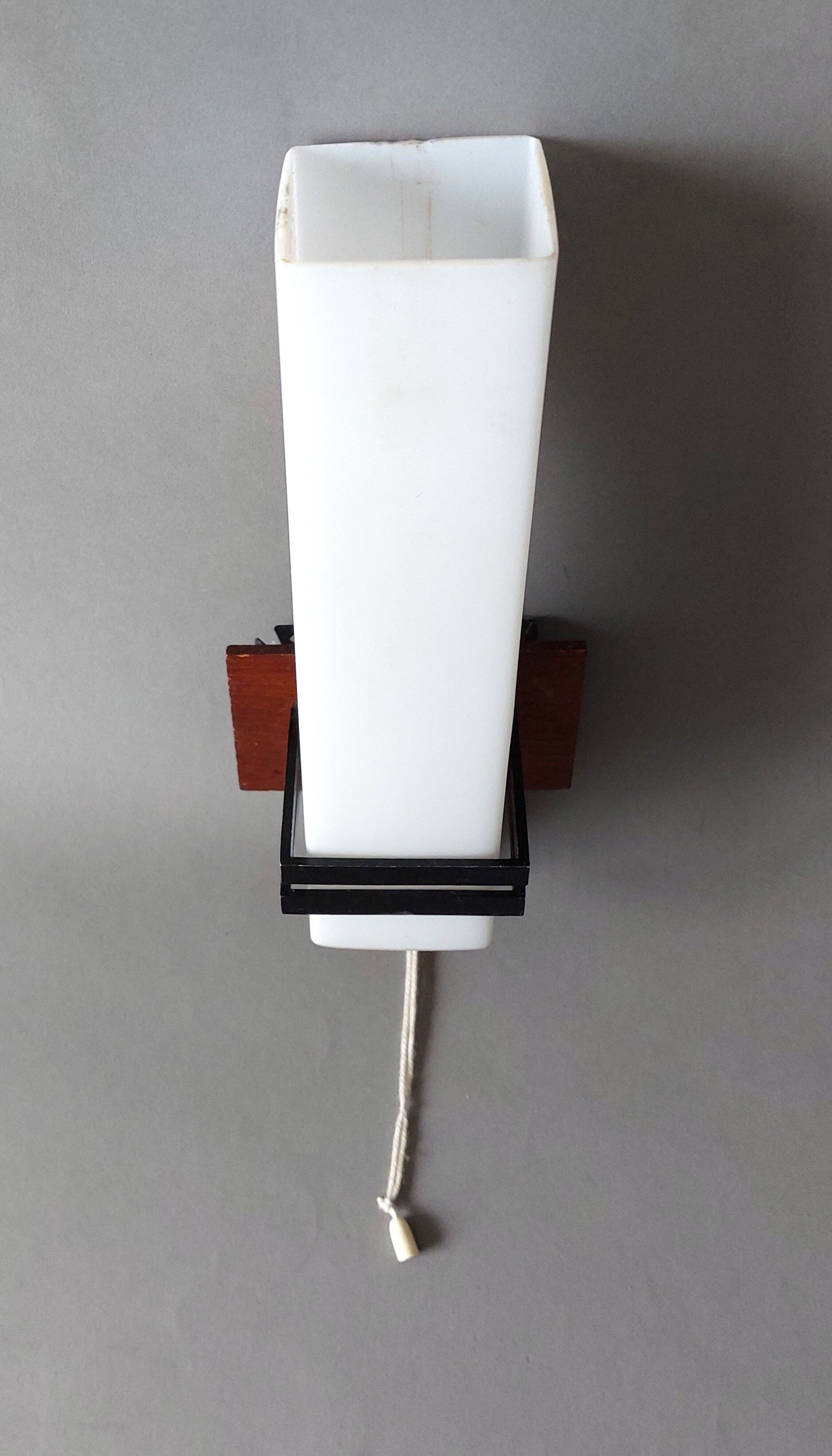 Modernist wall lamp teak, opaline and black metal 1960