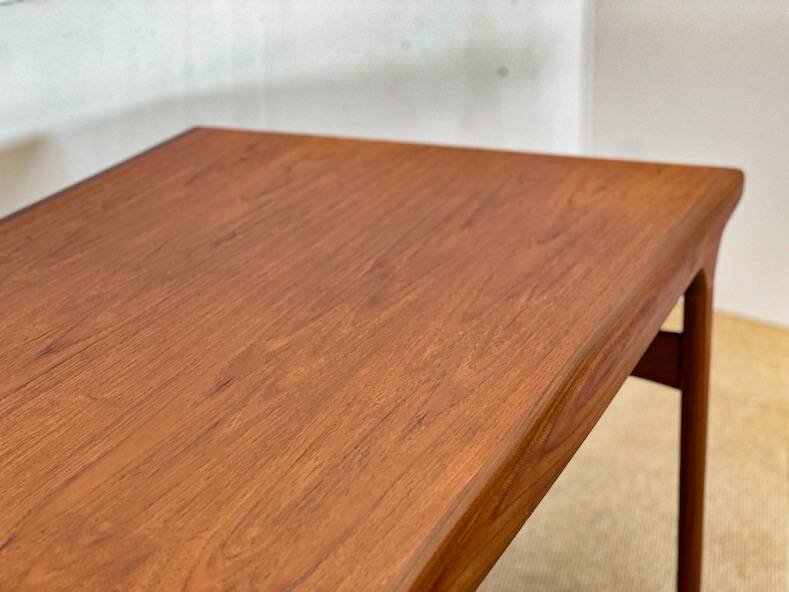 Table à manger de Johannes Andersen pour Uldum Møblefabrik