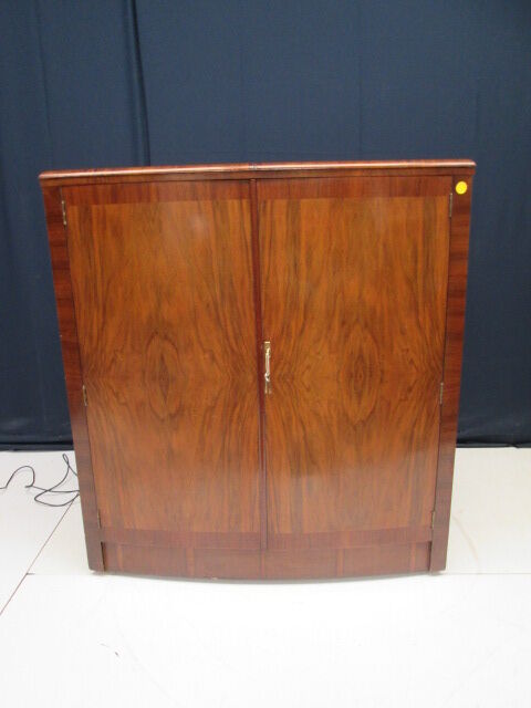 Art deco bar system in walnut