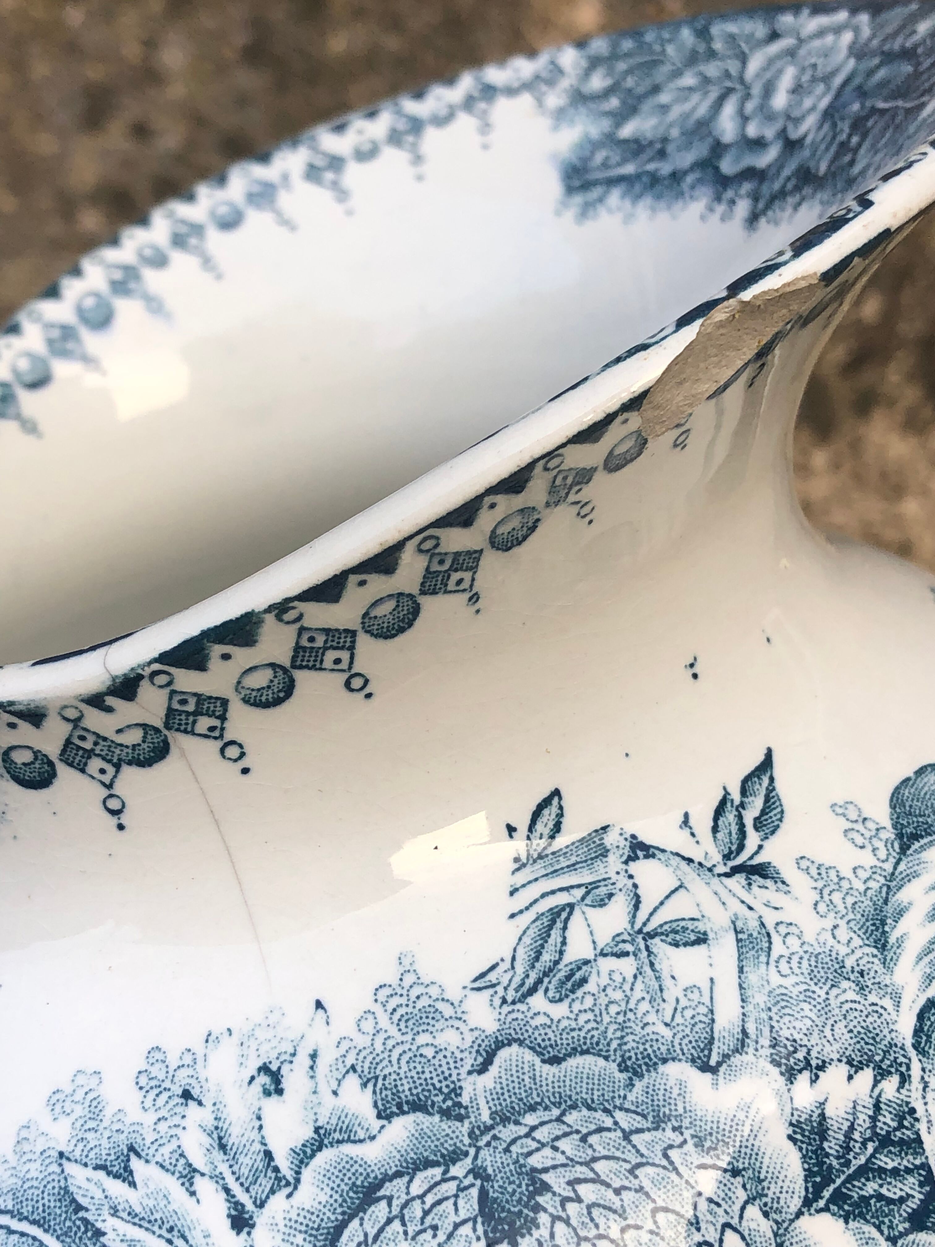 Bushy earthenware pitcher from Longwy model Jardinière