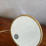 Magnifying lamp mirror