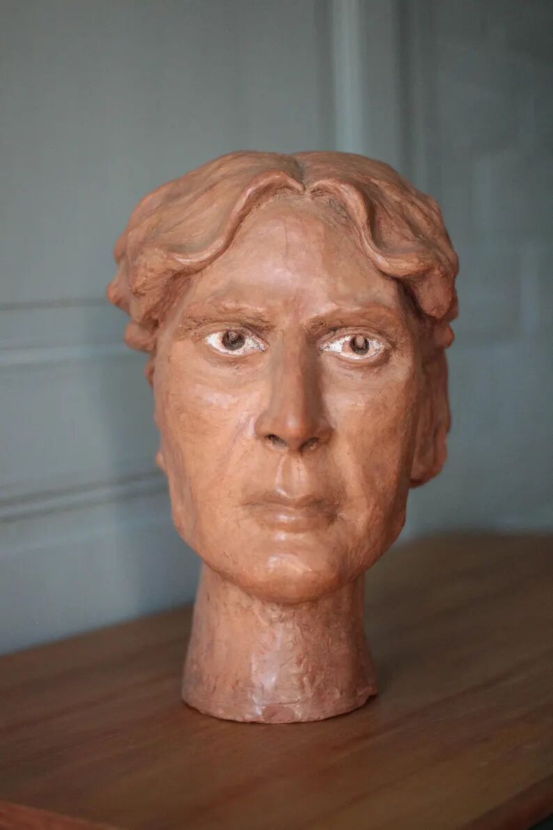 Sculpture signed Doloire, terracotta sculpture, sculpture of a man's head, collection, interior decoration.