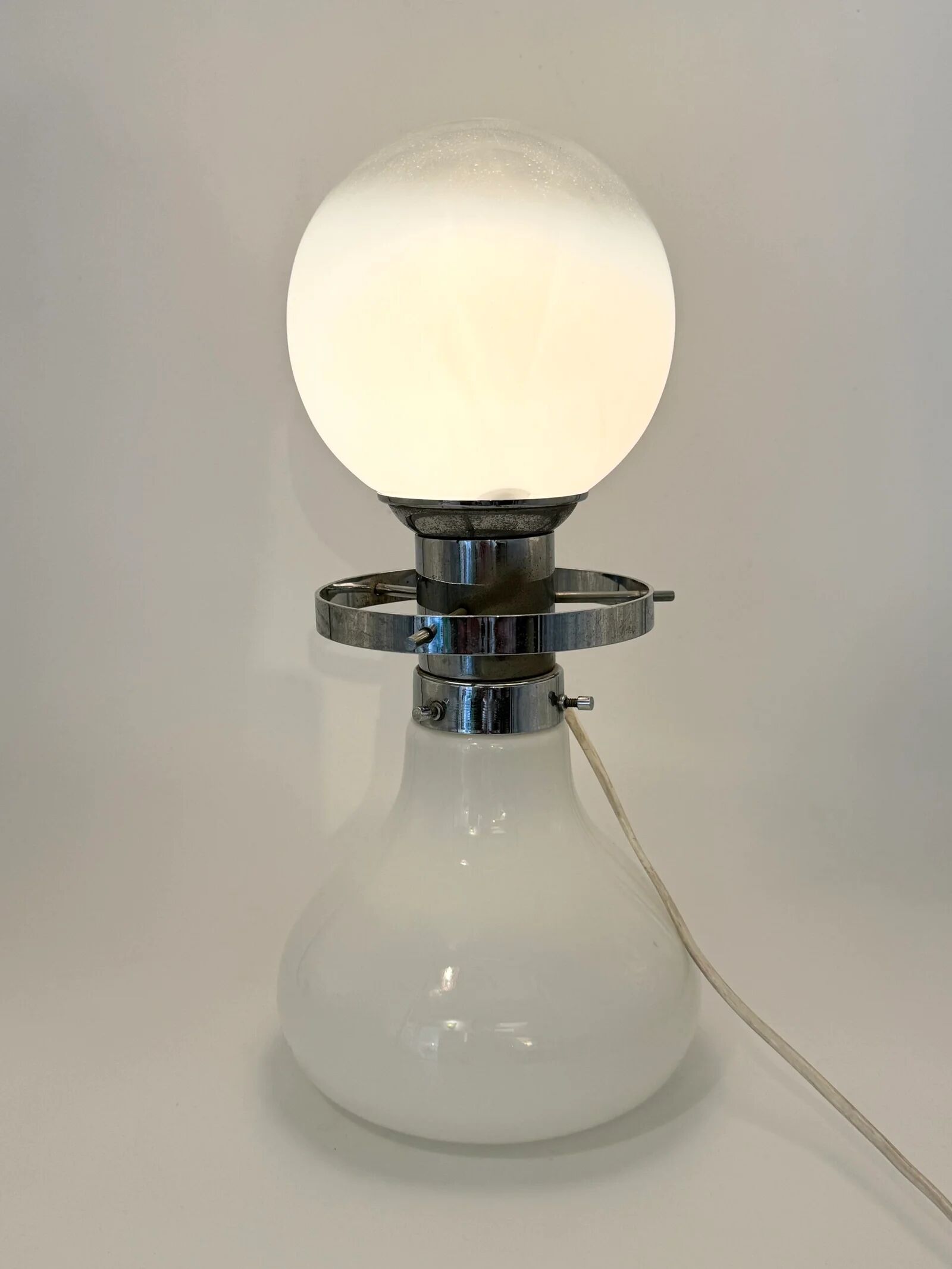 "Space Age" chrome table lamp, Italy 1970s
