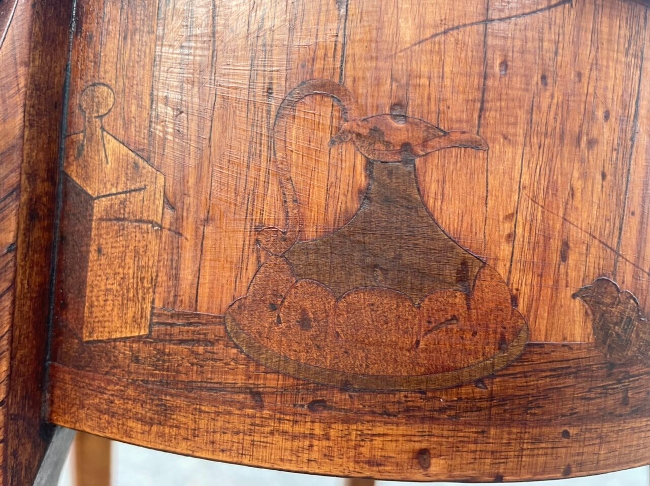 Table Rognon Marquetry Antique