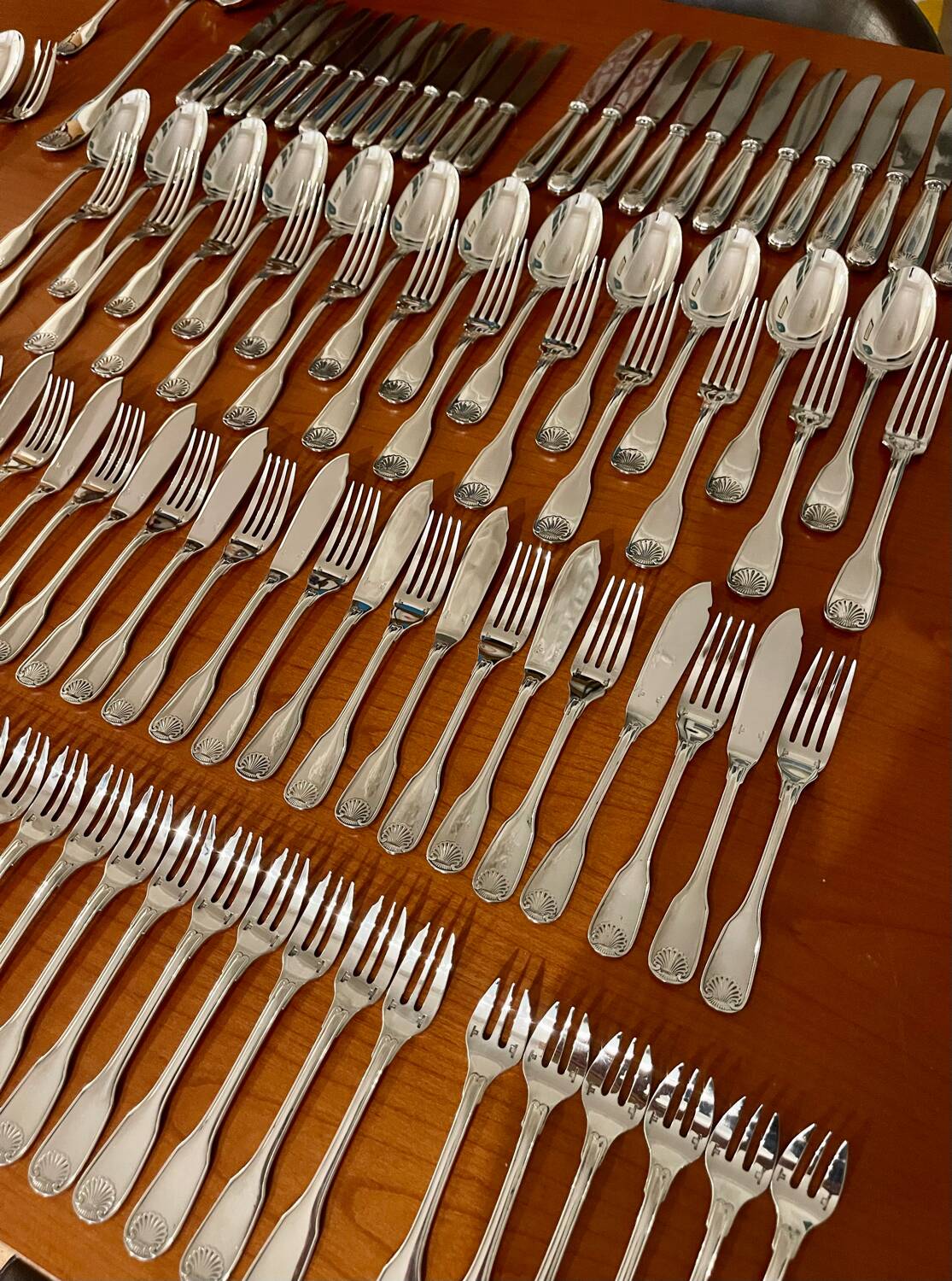 Christofle vendome cutlery set 115 pieces very good condition