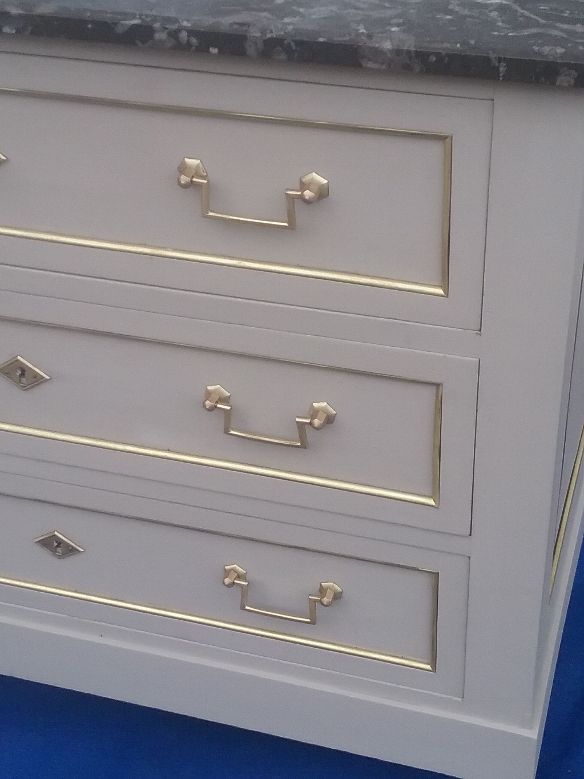 Commode style Louis XVI grise