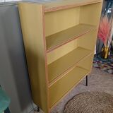 Bibliothèque jaune vintage