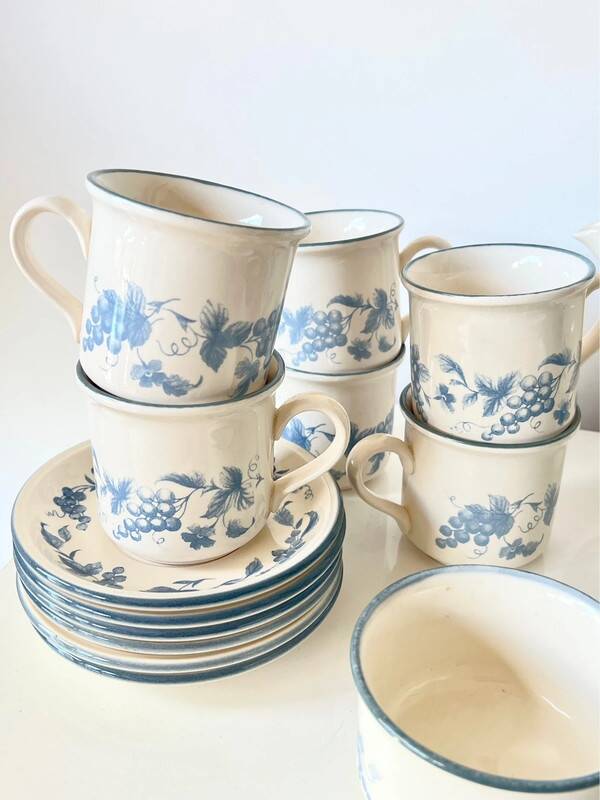 Vintage Staffordshire coffee set – blue grape decor – 1970s