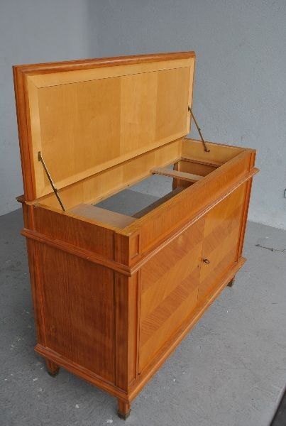 Furniture music 1940