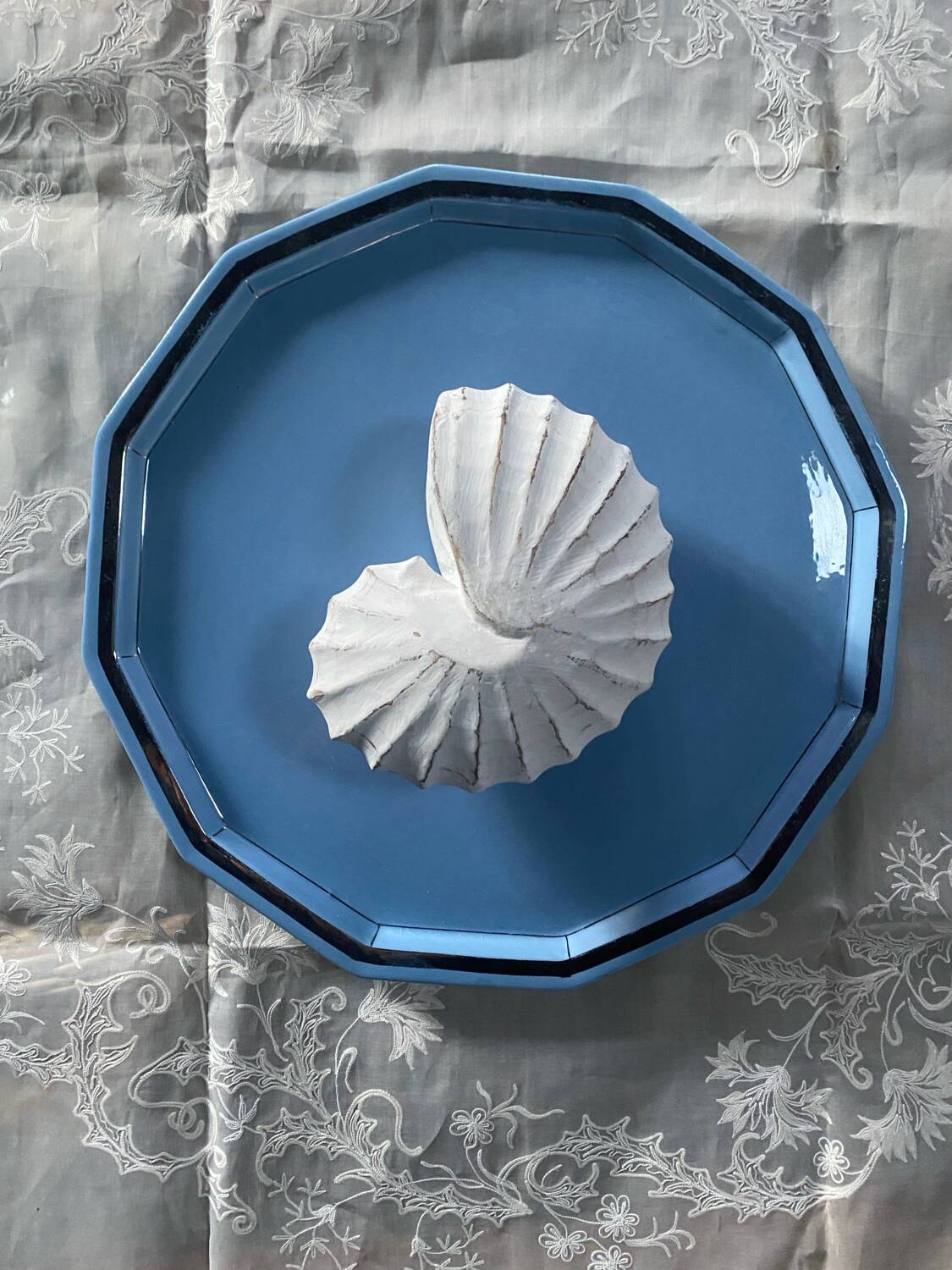 Art Deco Longwy plate in antique earthenware