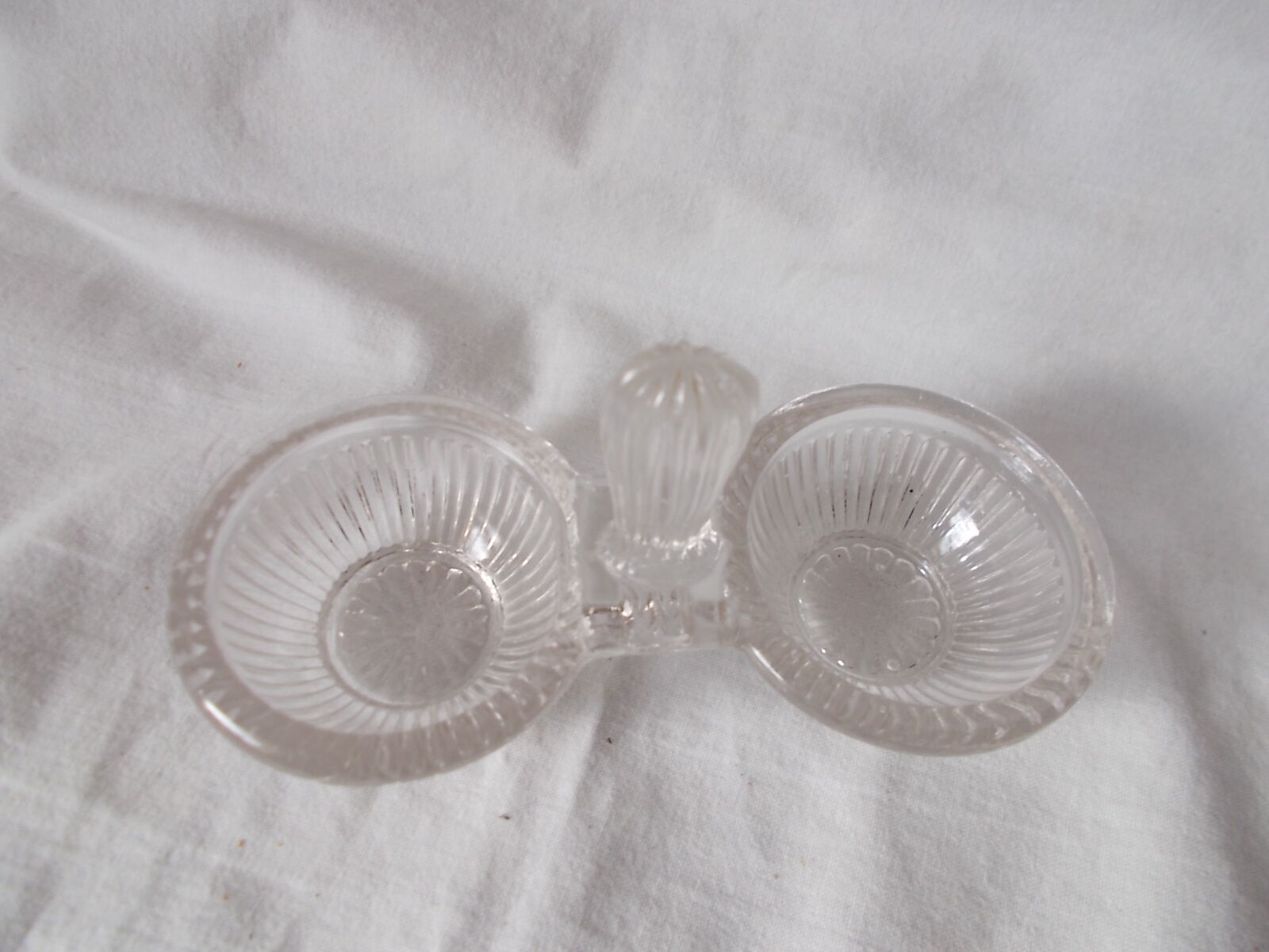 salt pepper trays round molded glass