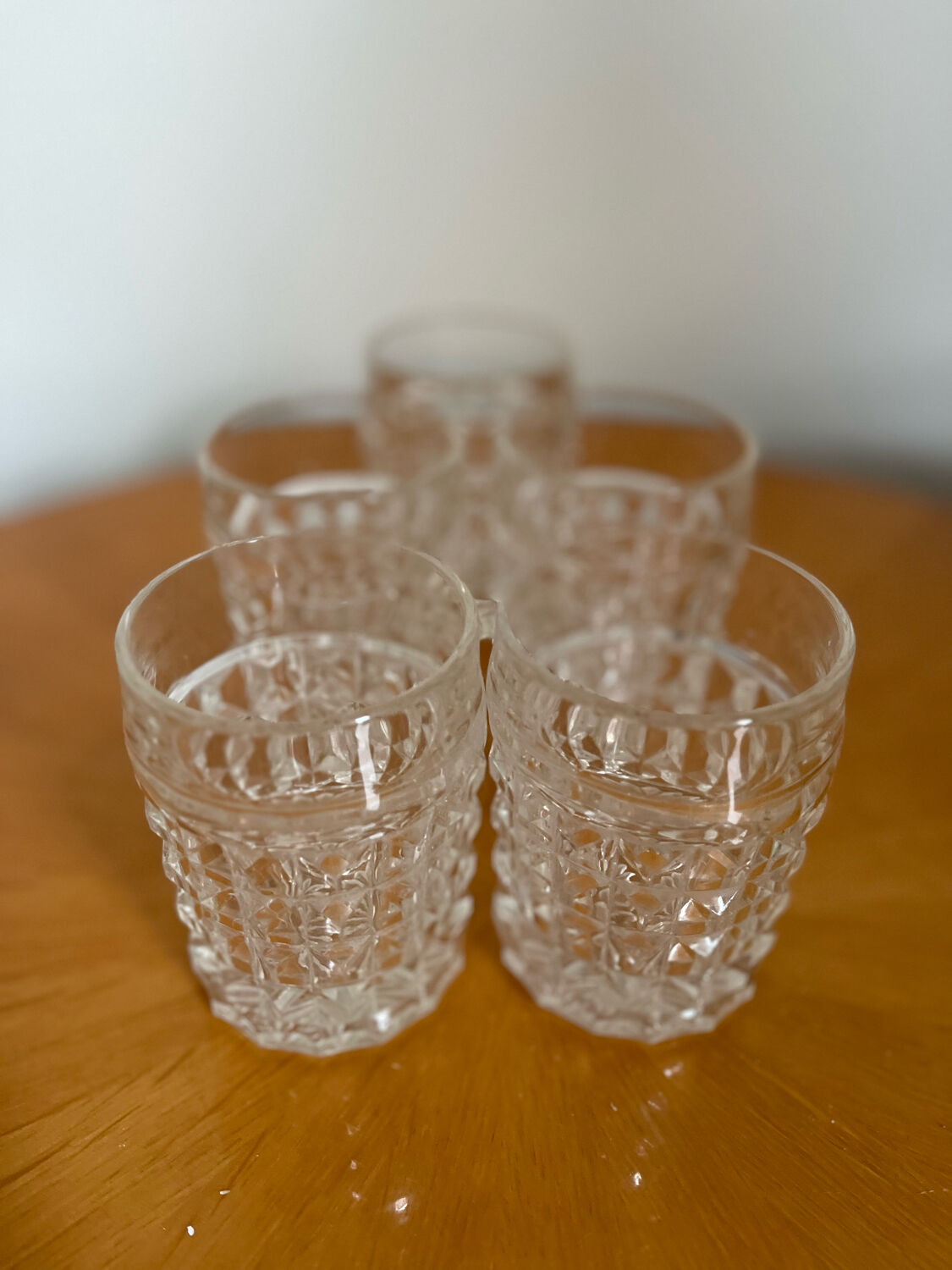 Vintage diamond tip cut whisky glasses 1960/70