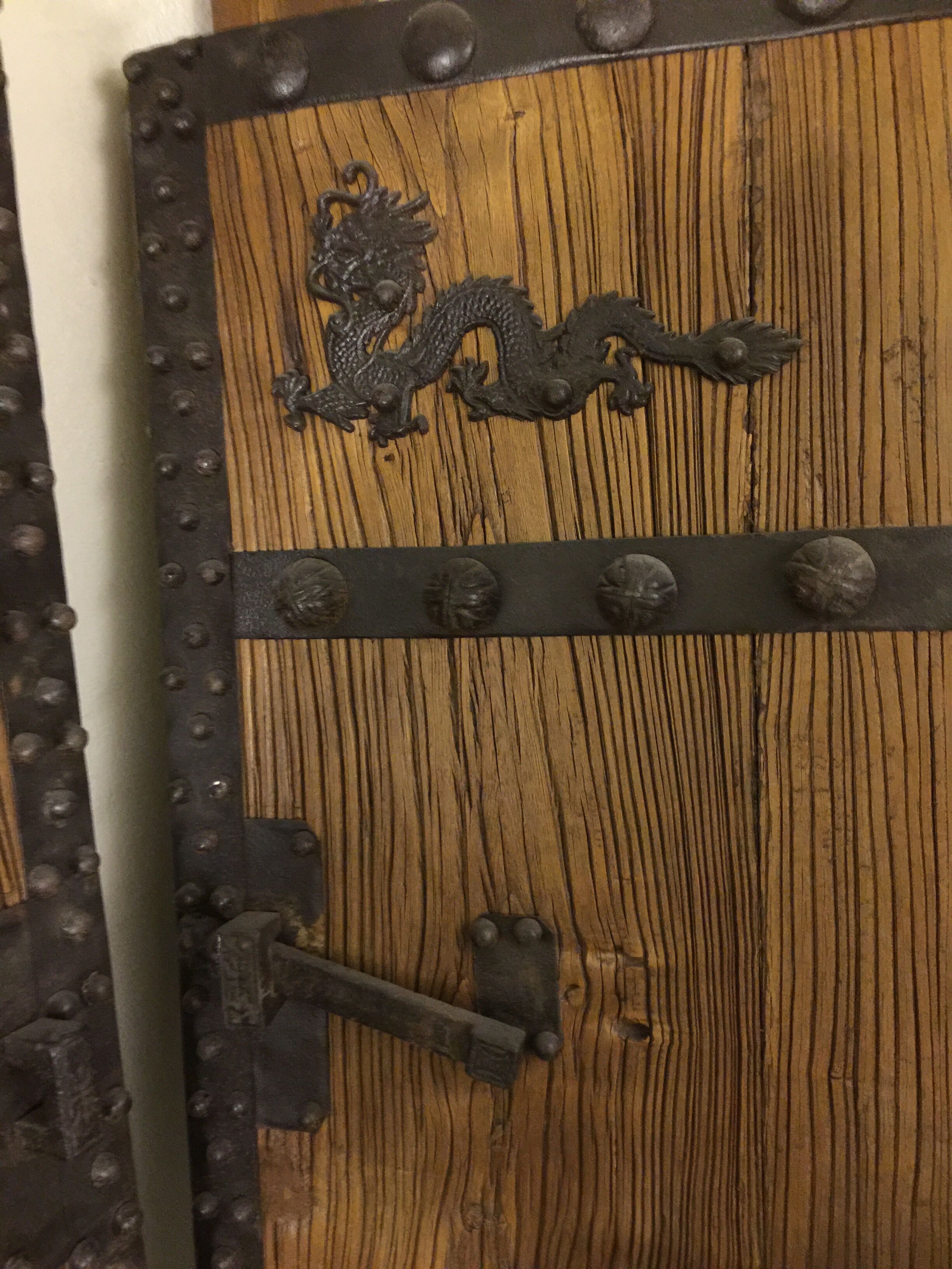 Of entry door Vietnamese Chinese wooden massif beginning of the 20 th