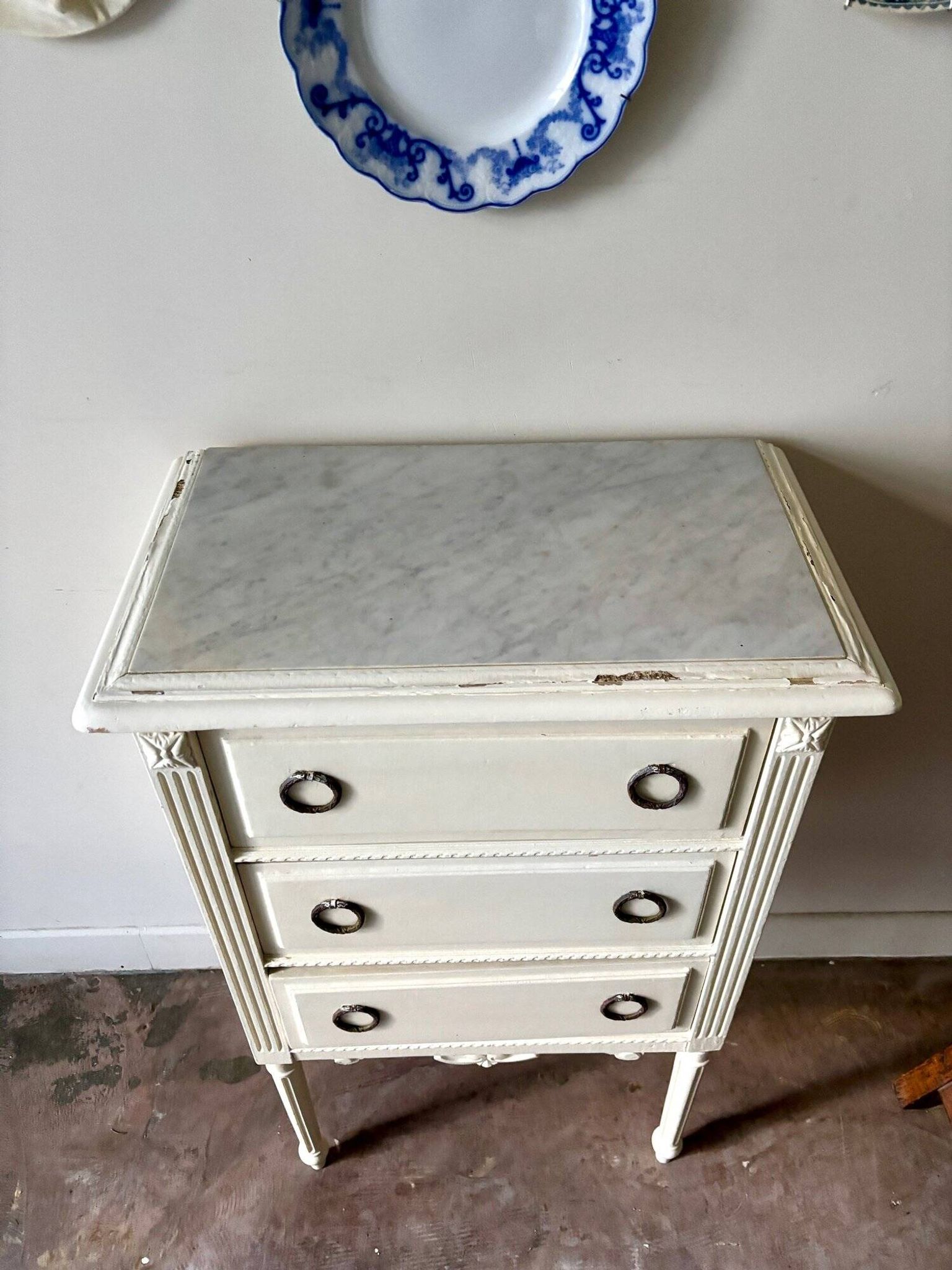 3-drawer chest of drawers in ecru wood and gray marble