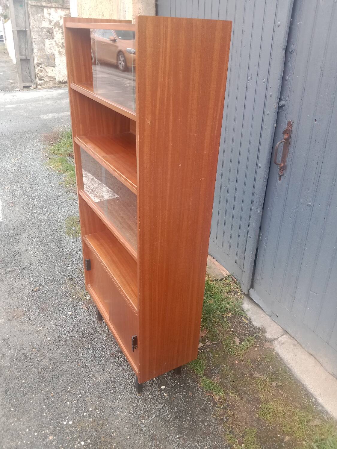 Vintage library