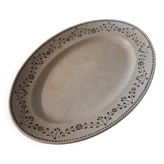 oval dish in Badonviller earthenware pattern 2120 green monochrome