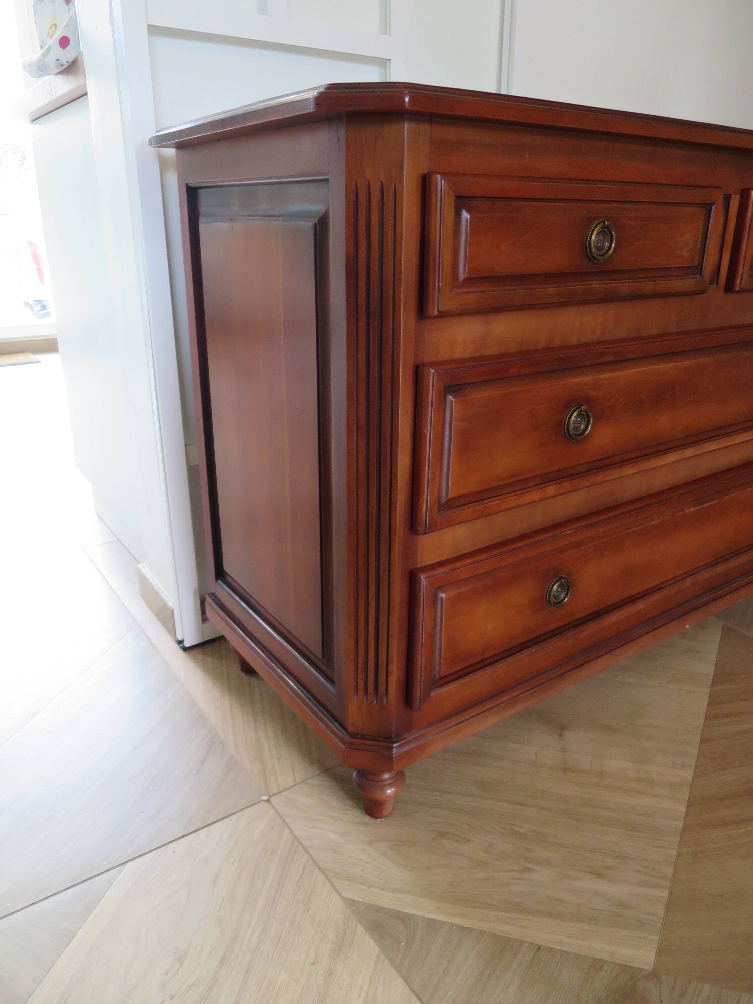 Vintage–Beautiful Louis Philippe chest of drawers – Directoire style – 4 drawers – Cherry wood