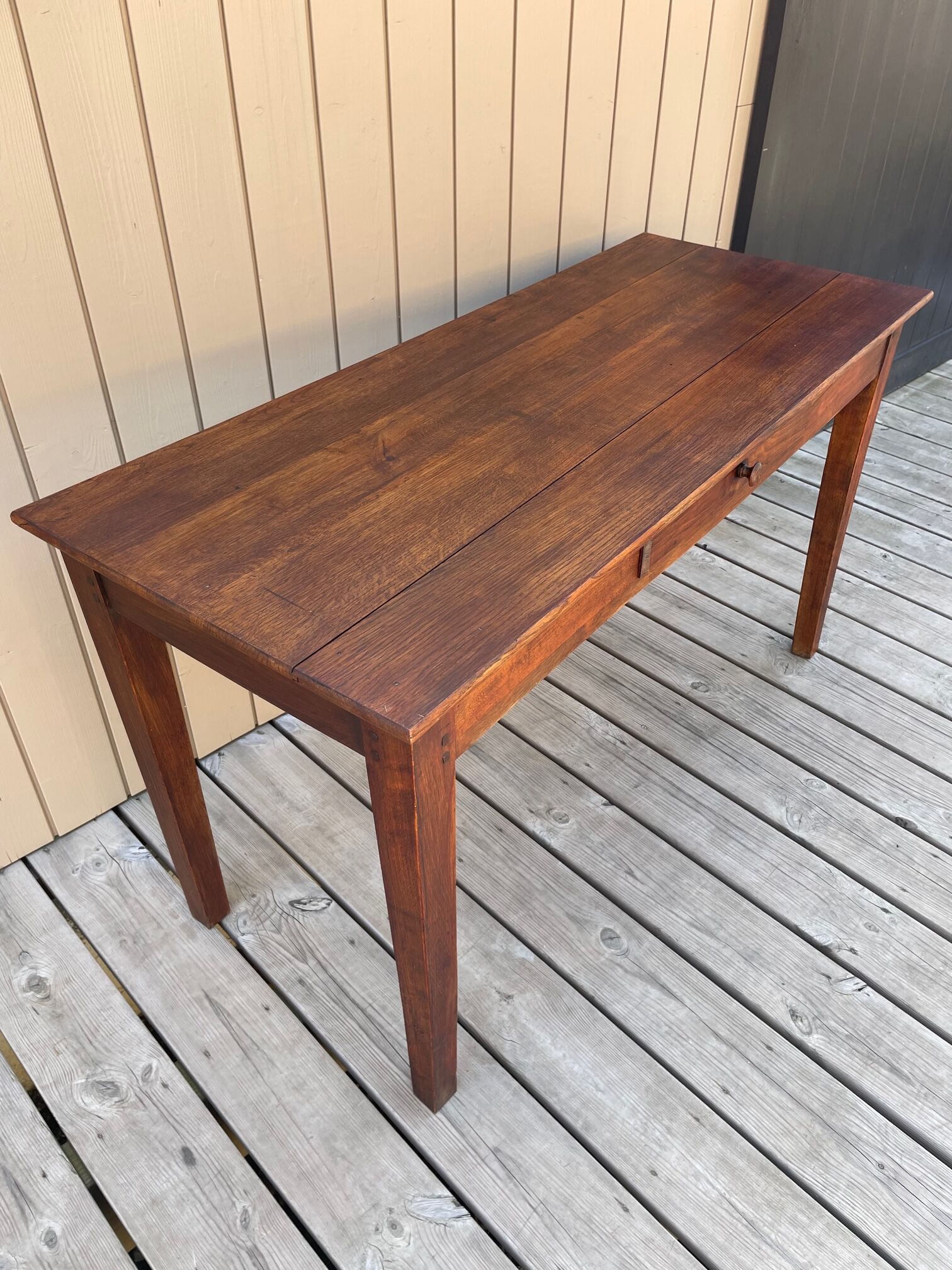 Bistro table
