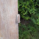 Old moulded separation door