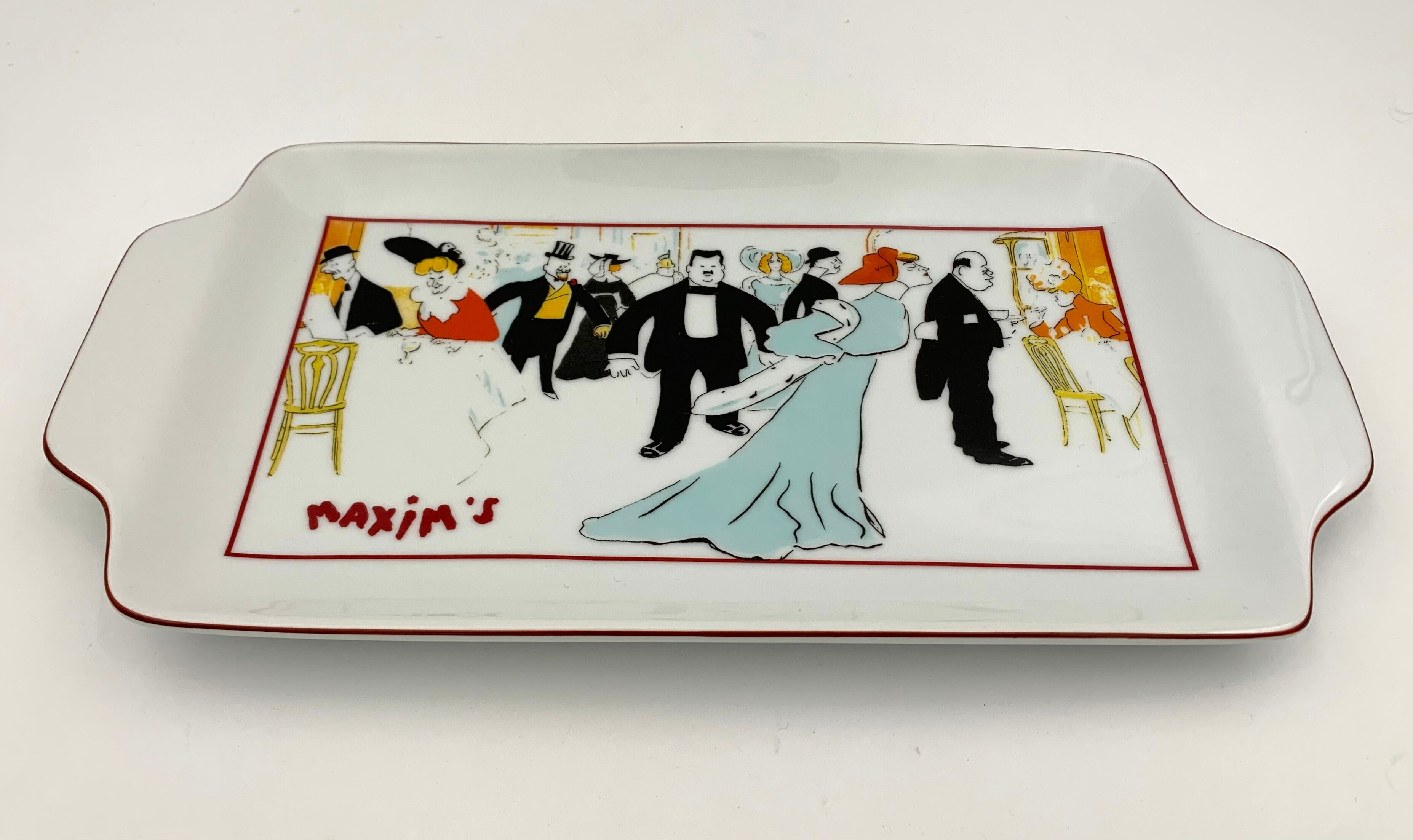 Mignardises dish or porcelain pastries, signed Maxim's de Paris - 1980s